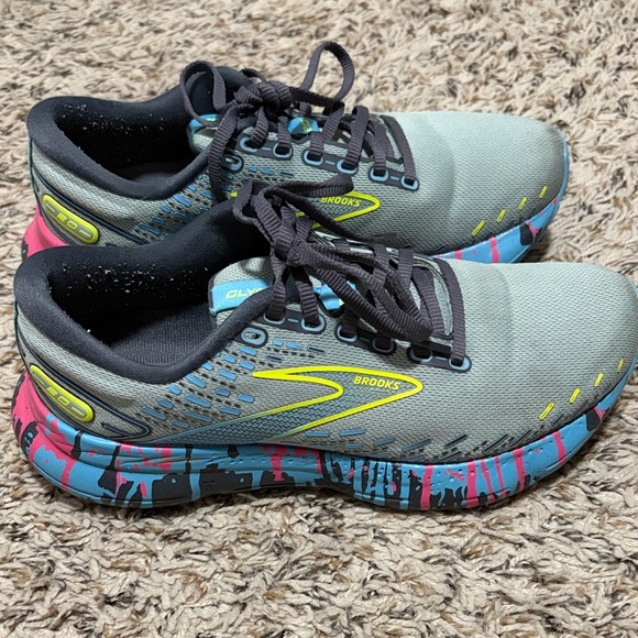Brooks Gray Running Shoes with Yellow and Pink Accents - Picture 1 of 4